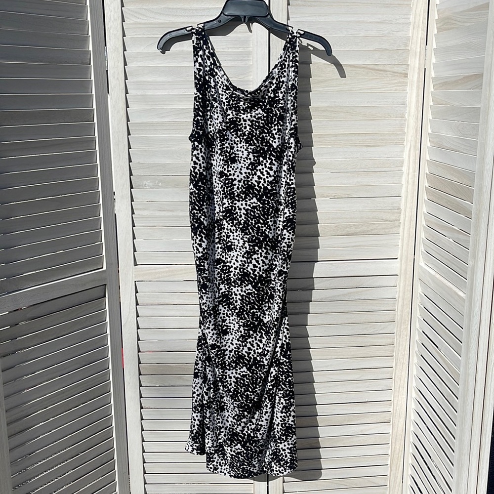 Black and white stretchy dress.